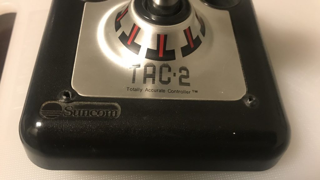 TAC-2 med skruvhål