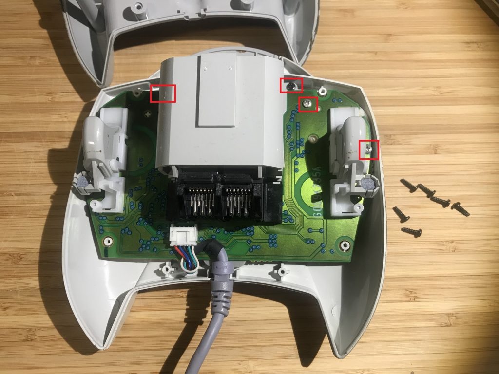 Dreamcast controller disassembled 0