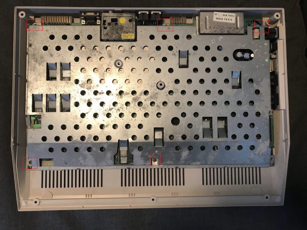 Commodore 128 RF shield