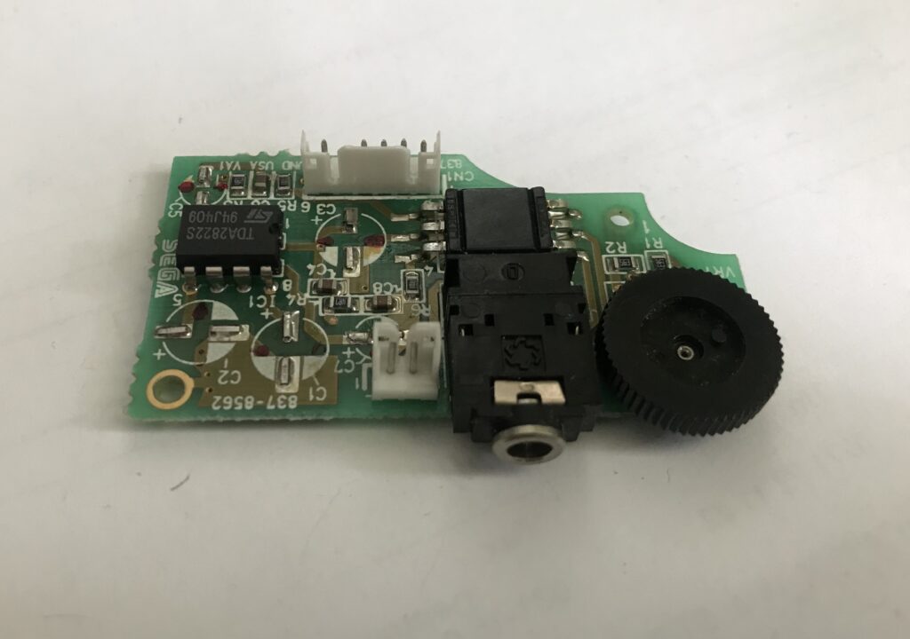 Game Gear audio board without capacitors