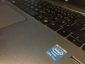 HP 1040 G1