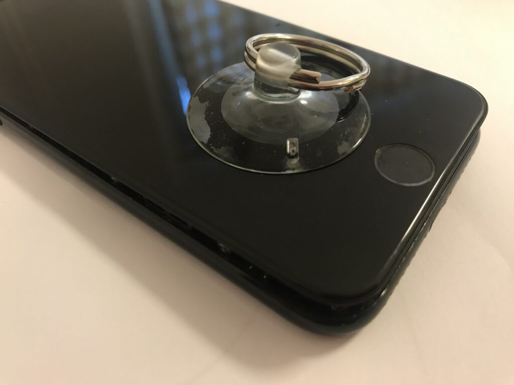 iPhone 7 suction cup