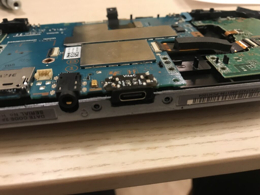 PS Vita assembly 3