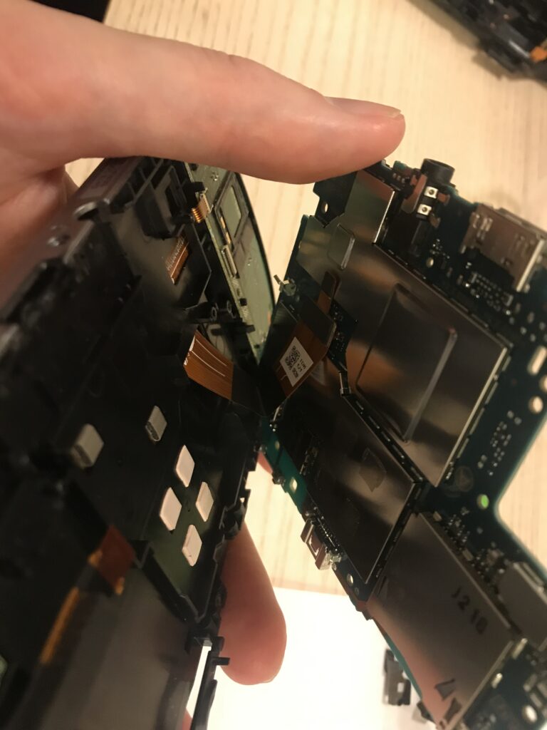 PS Vita disassembly 12