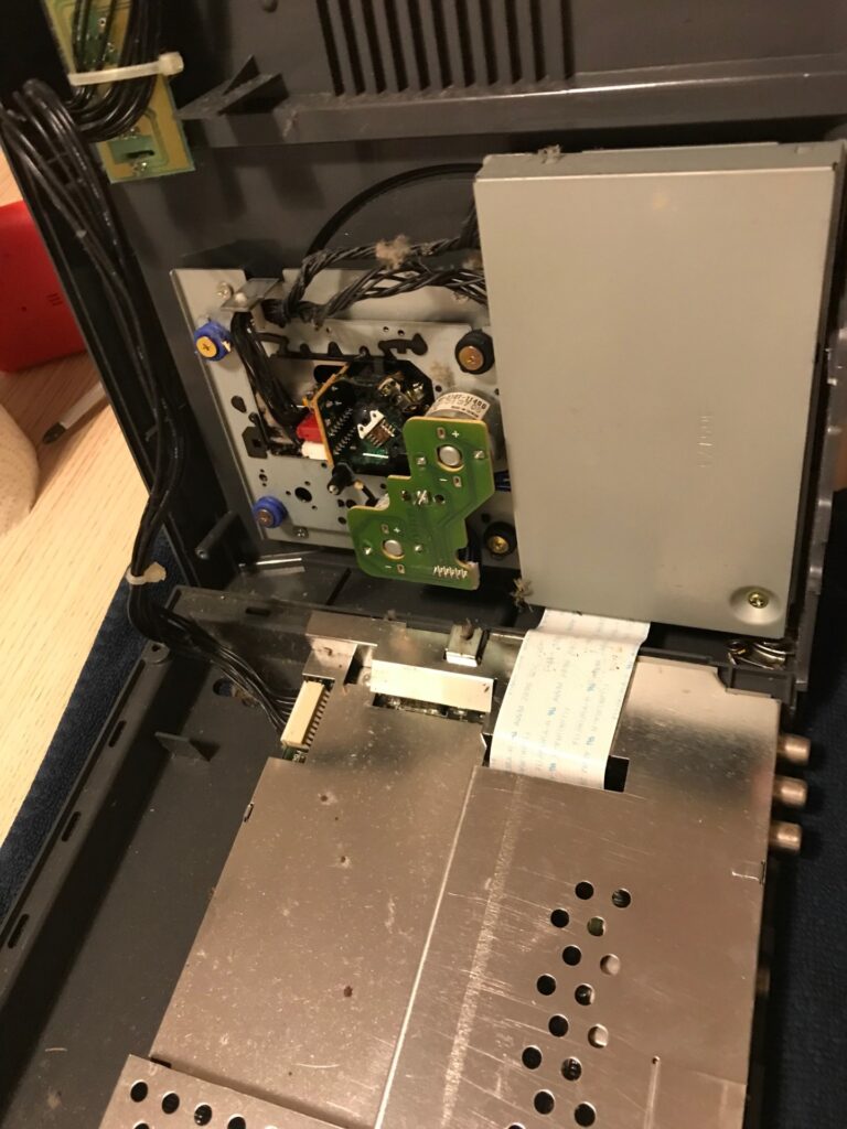 AMIGA CD32 disassembly3